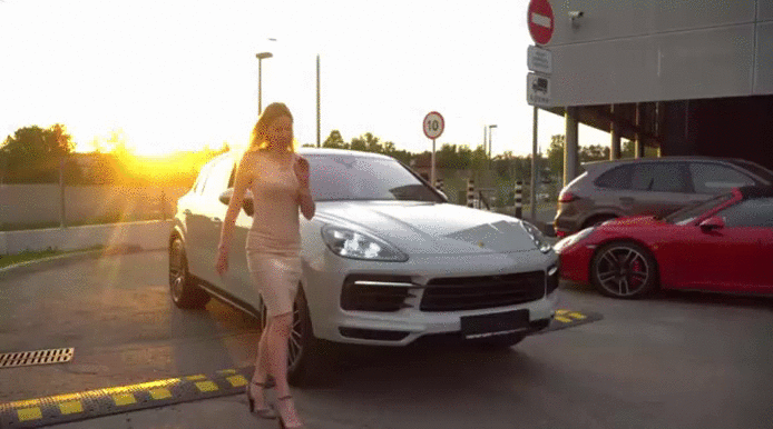 Под капотом нового Porsche Cayenne. Лиса Рулит