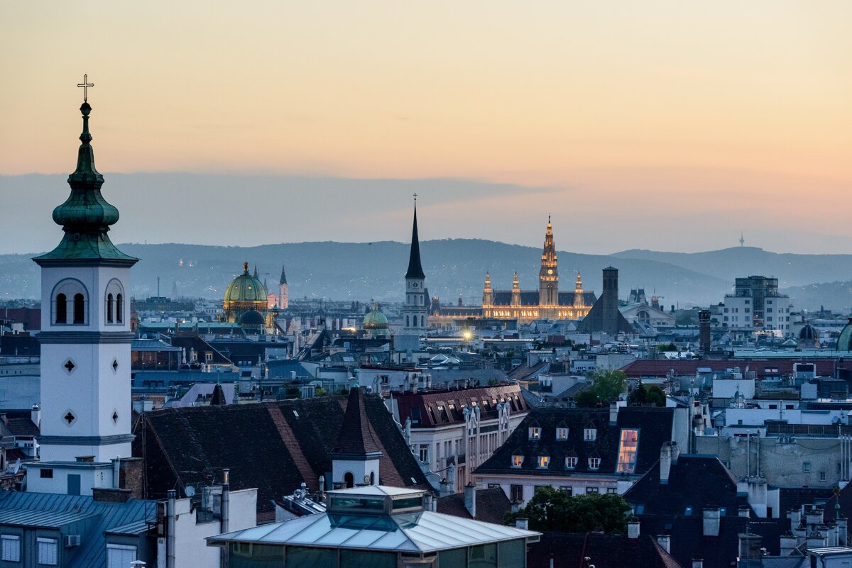 https://unsplash.com/photos/IiQXLbTTQCw
