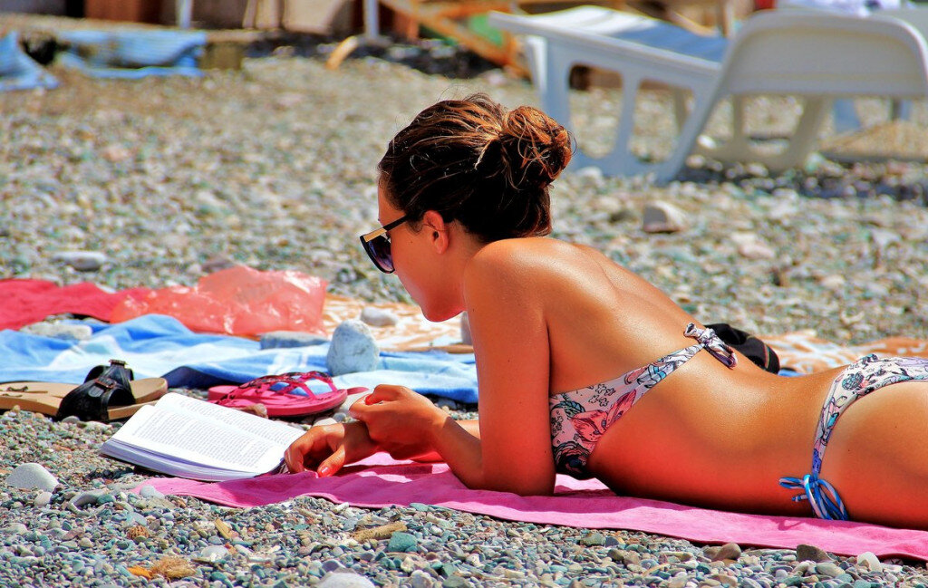 https://www.google.com/url?sa=i&url=https%3A%2F%2Ftravelata.ru%2Fblog%2Fplyazhi-sochi%2F&psig=AOvVaw0iL5HWY3kiDG-9je9bclp-&ust=1595669451951000&source=images&cd=vfe&ved=0CAIQjRxqFwoTCPCYmr3K5eoCFQAAAAAdAAAAABAD