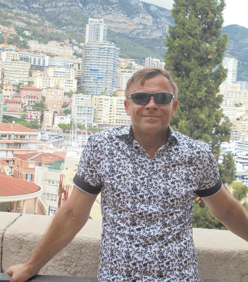 МОНАКО. В Монаковиле с видом на Монегетти