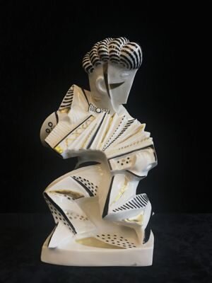 Тарасюк Иван, Гармонист2014, фарфор, h = 22. 
