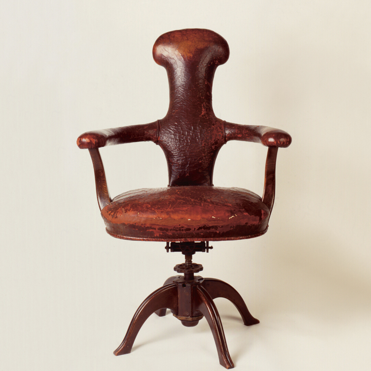 Кресло выставлено в музее Фрейда в северном Лондоне