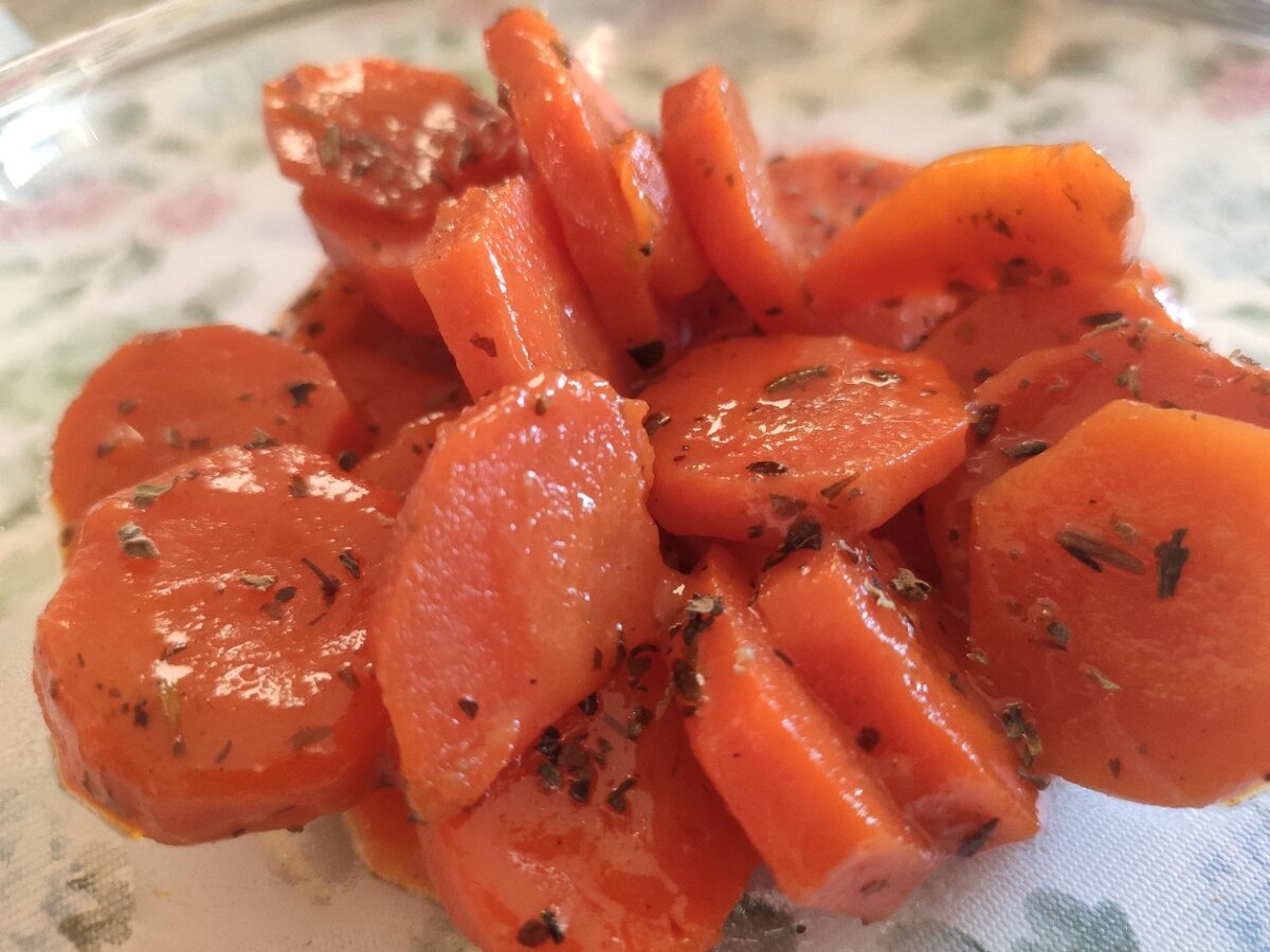 Готовая морковь в меду и горчице