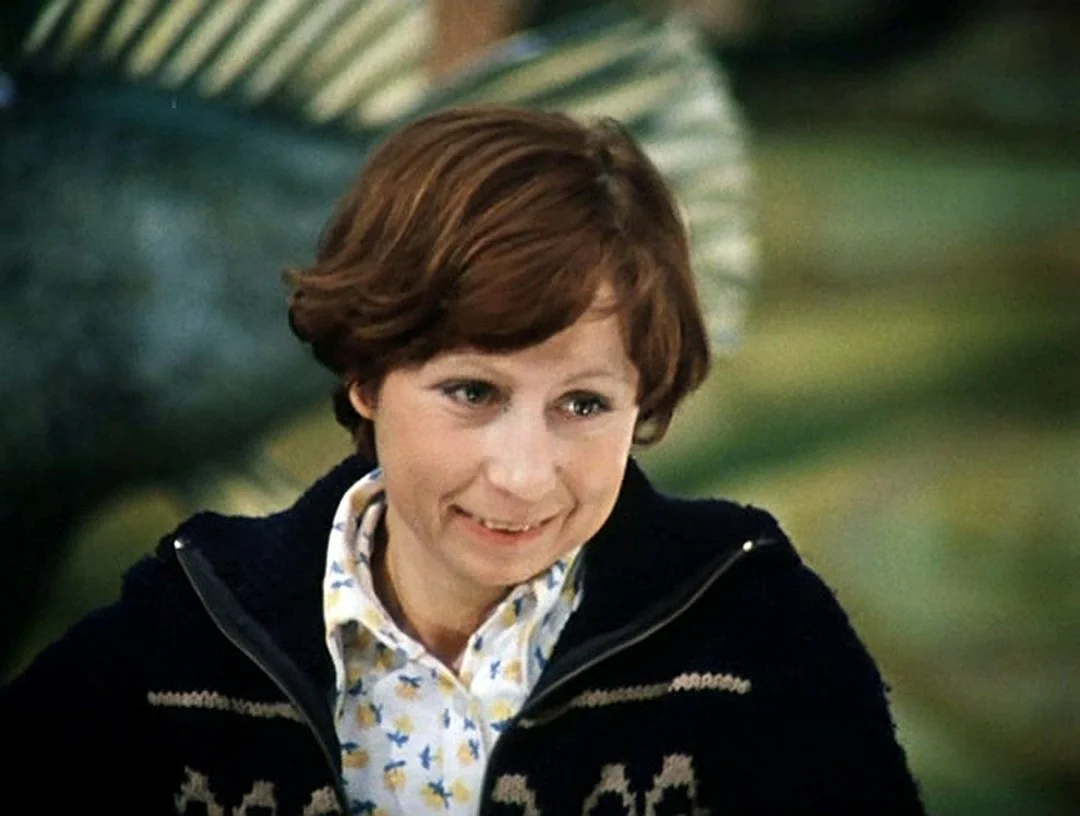 Лия Ахеджакова в фильме «Гараж» (1979)