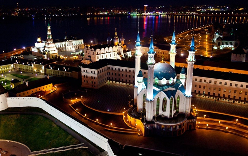 Вид на ночную Казань