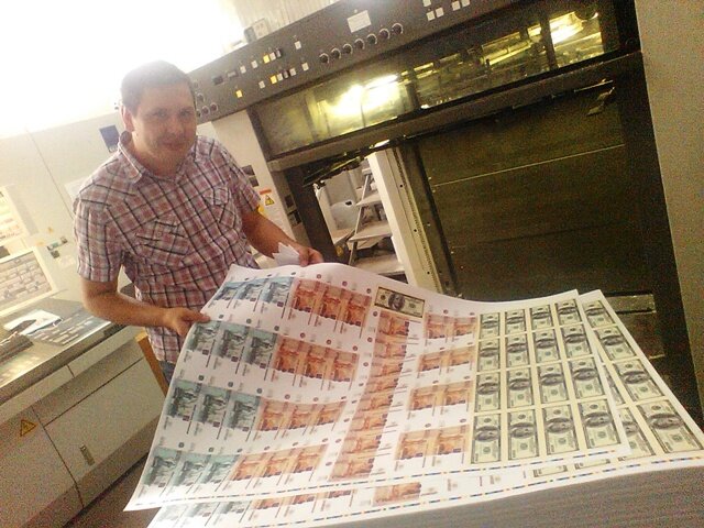 Ваш покорный слуга, на контроле качества "банка приколов".