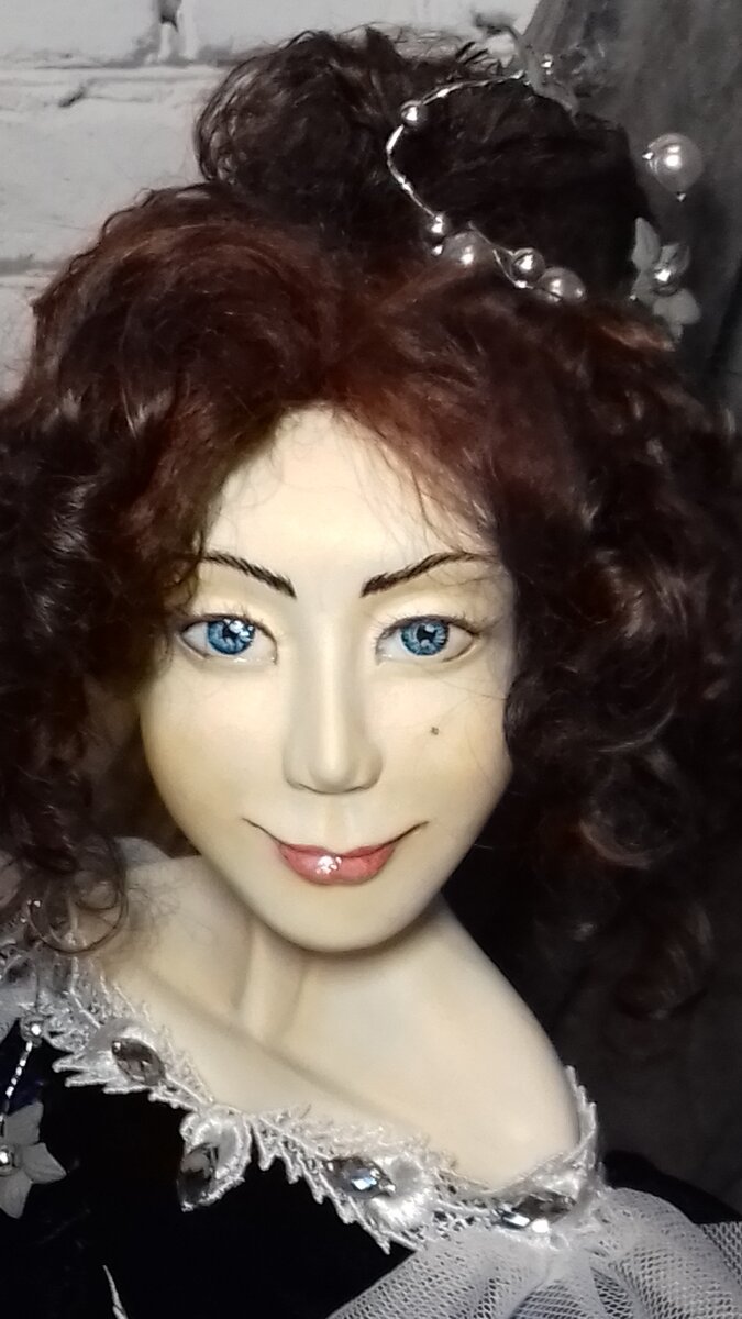 "Эмилия", будуарная кукла. Автор Марина Лосева