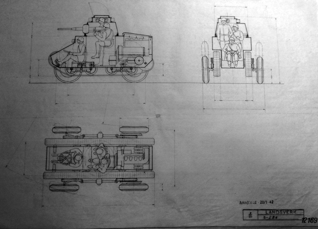 Безымянный проект колесно-гусеничного танка, созданный силами Maschinenfabrik Eßlingen AG. Чертеж подписан как Landsverk, но приглядитесь к "тазикам" экипажа. И так всё понятно.