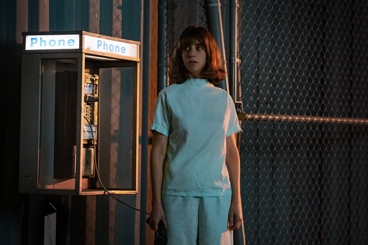 Кадр из фильма "Наездница", 2020 г.