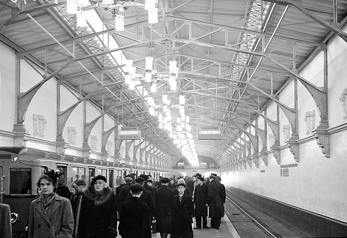 станция метро измайловская