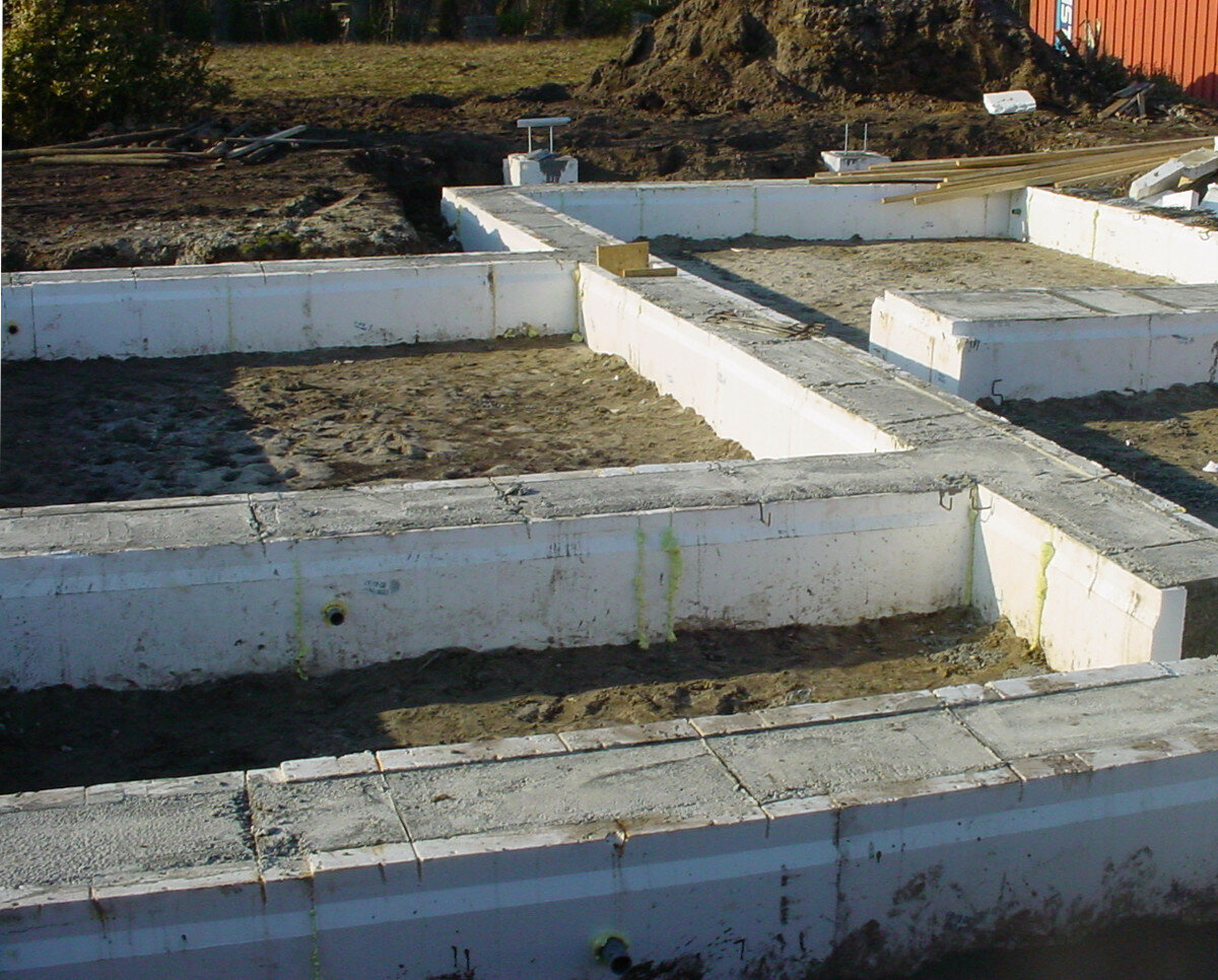 О том, какая долгожданная моя мечта начала сбываться. Секреты стройки фундамента и один лайфхак от нас.