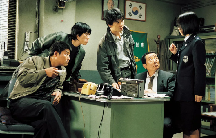 Кадр из фильма Воспоминания об убийстве/ Salinui chueok/ Memories of Murder