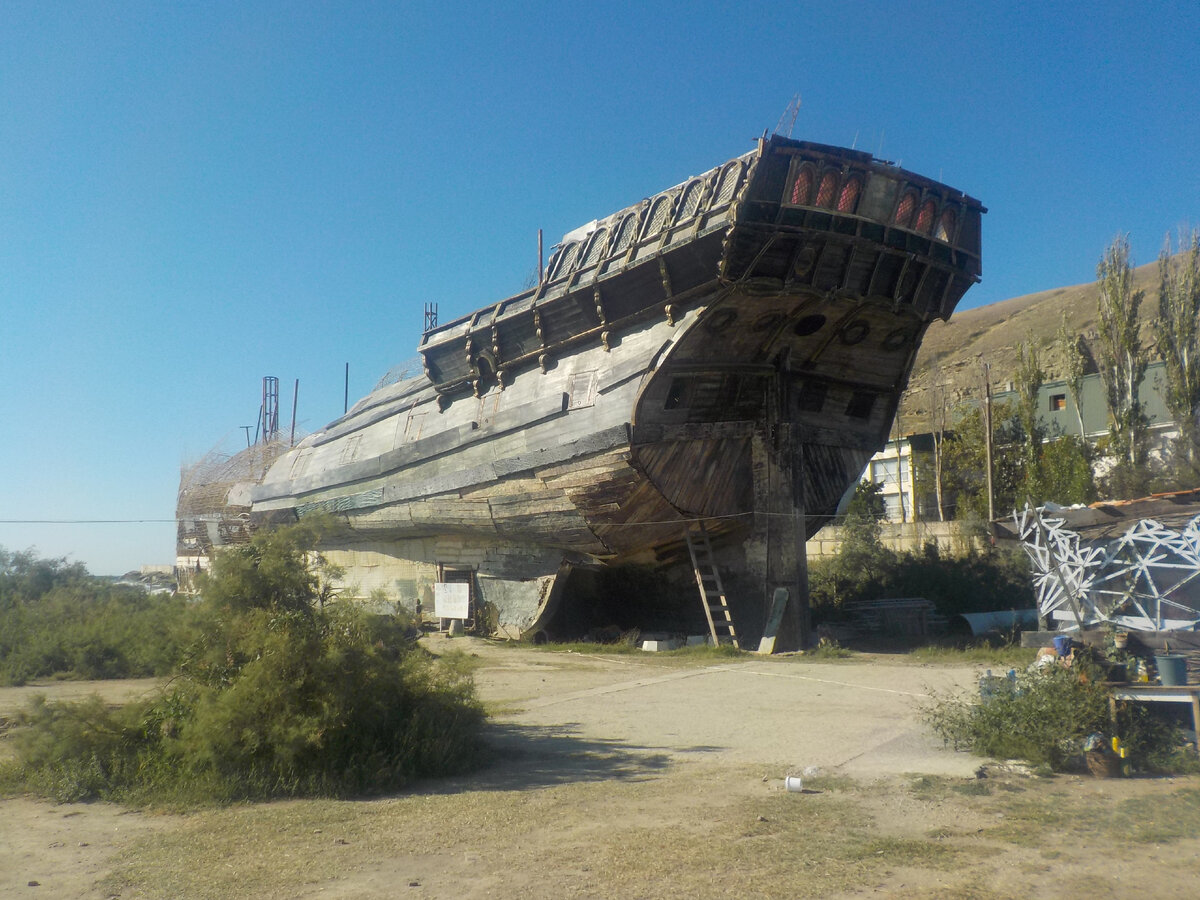 Меганом. Бухта Бугаз.
