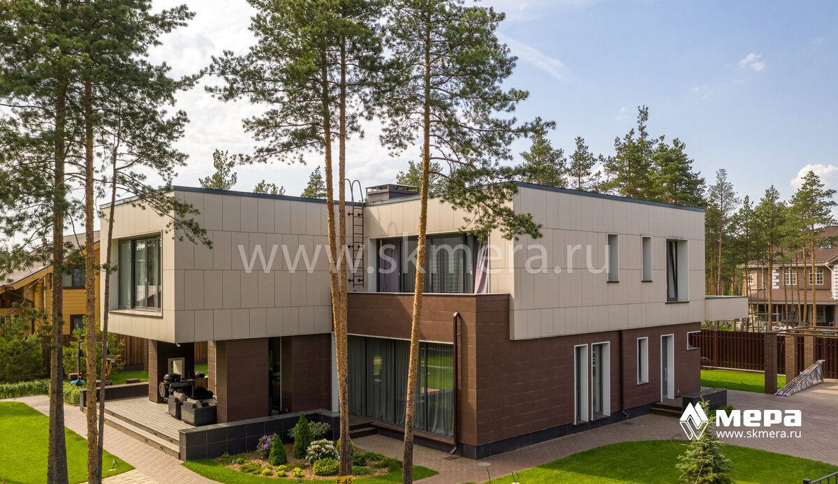 Монолитный коттедж с заполнением из кирпича, реализованный СК "Мера" в Ленинградской области