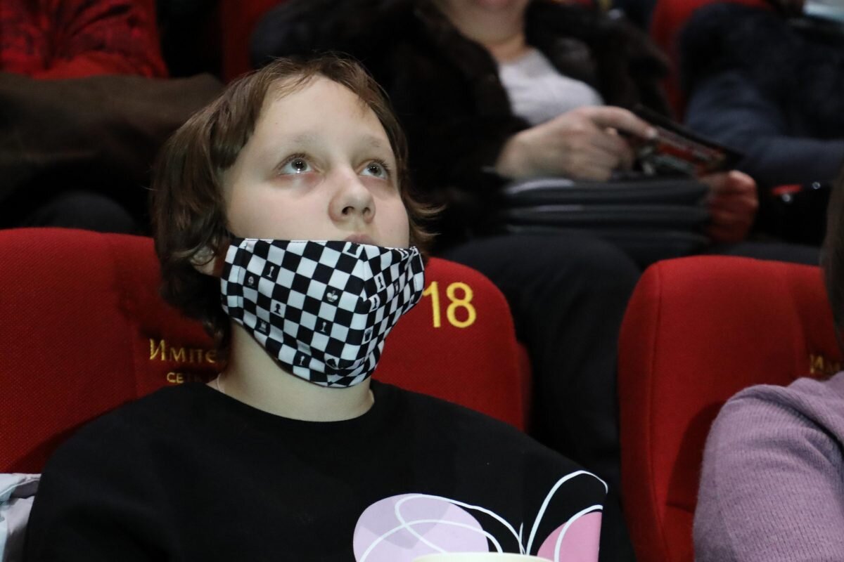    Обязательный характер ношение масок носит в учреждениях соцобслуживания Pravda-nn.ru
