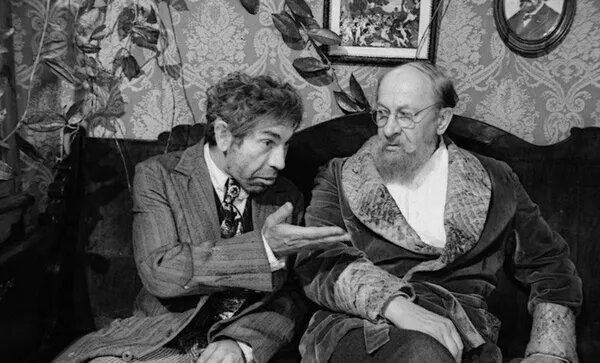 © кадр из фильма «Собачье сердце» (1988)