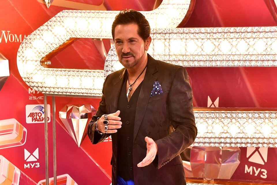     Певец Авраам Руссо Иван МАКЕЕВ