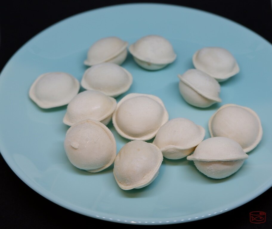 Тесто ровное, без трещин и сколов