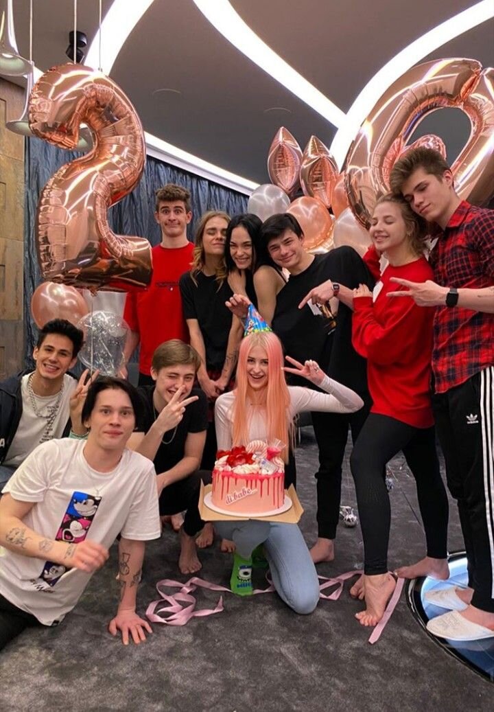 Дом тик-токевов 