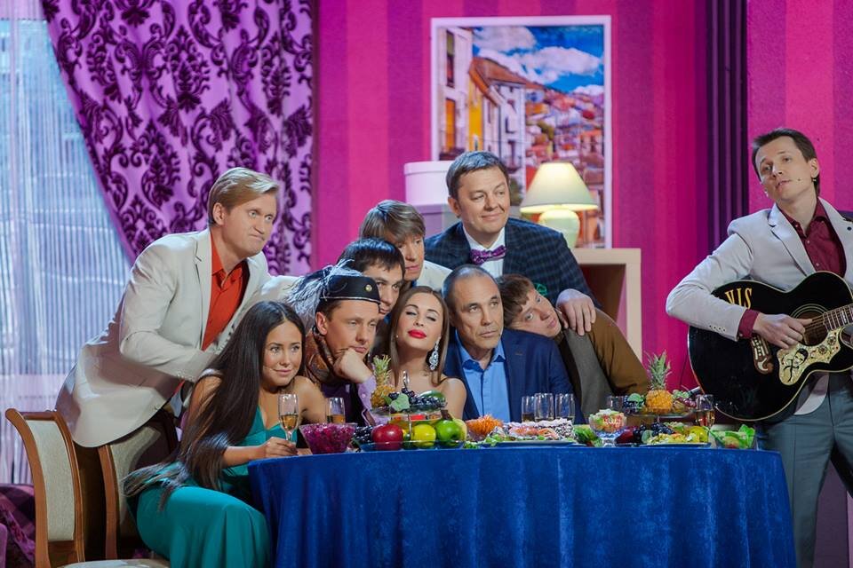 Старый, добрый состав. Почти все.