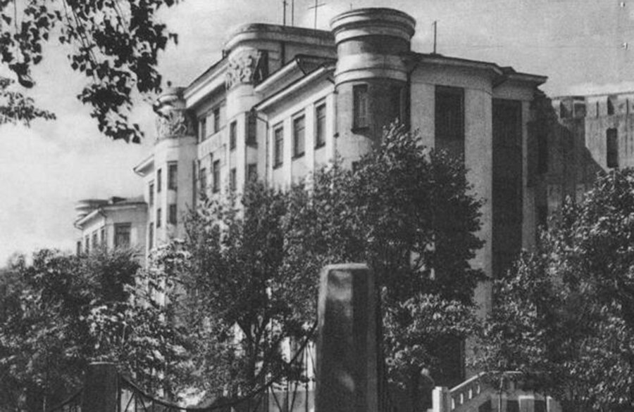 НИИВТ - институт инженеров водного транспорта