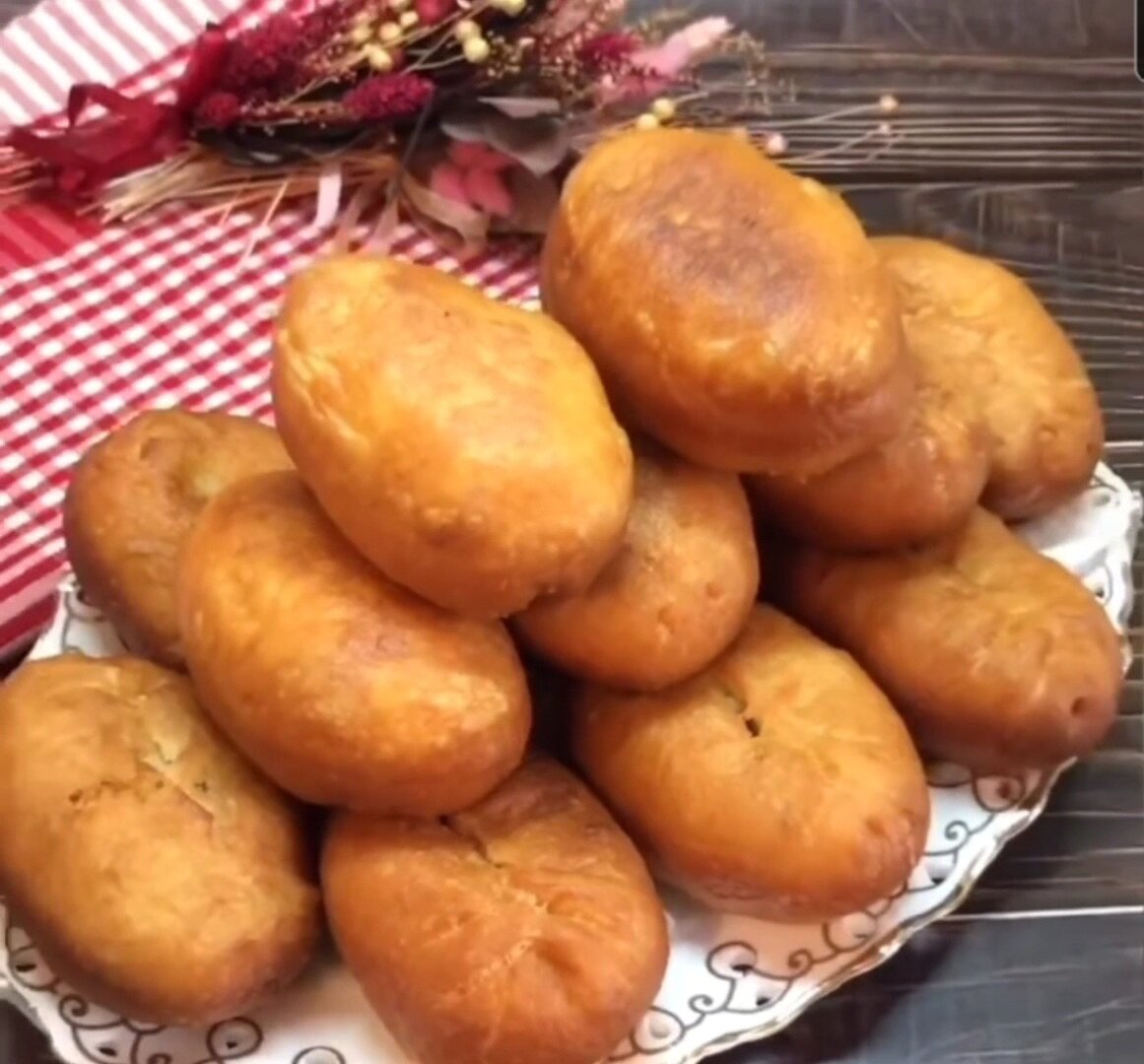 Хрустящие и очень вкусные пирожки