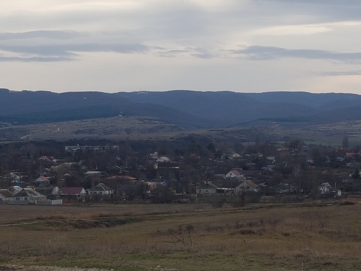 Как прожить счастливую жизнь в крымском селе. На примере главного барда  Крыма: музыканта, поэта, чемпиона по боксу. | Добрый Крым. | Дзен