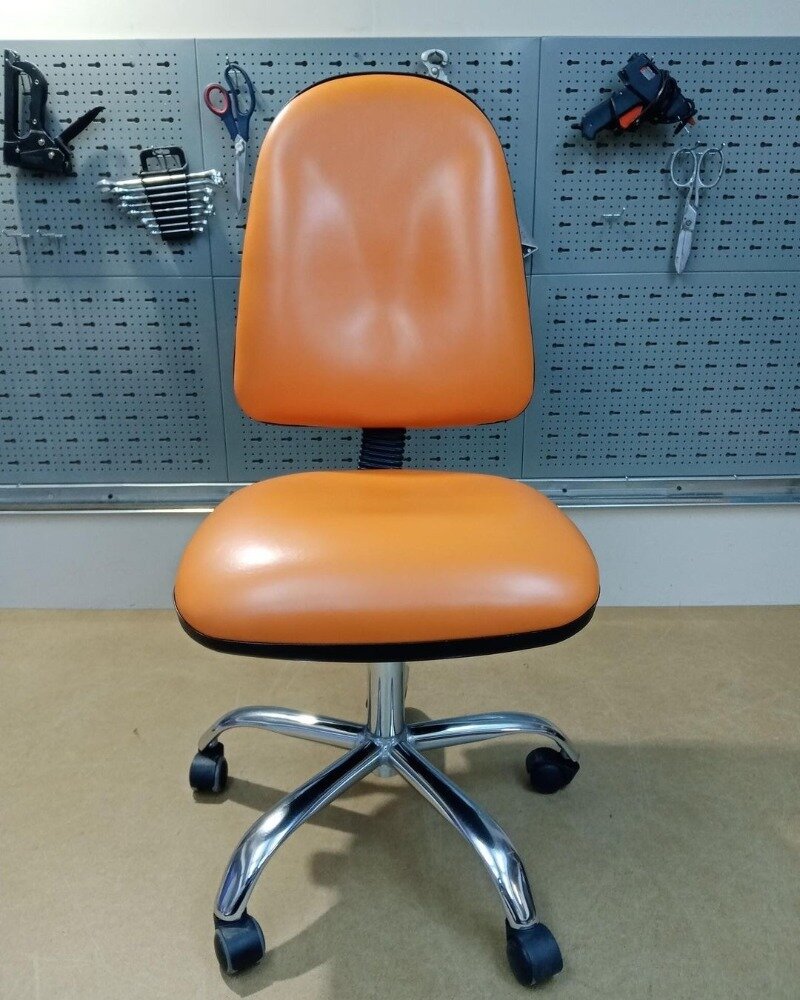 Как легко обновить старое офисное кресло