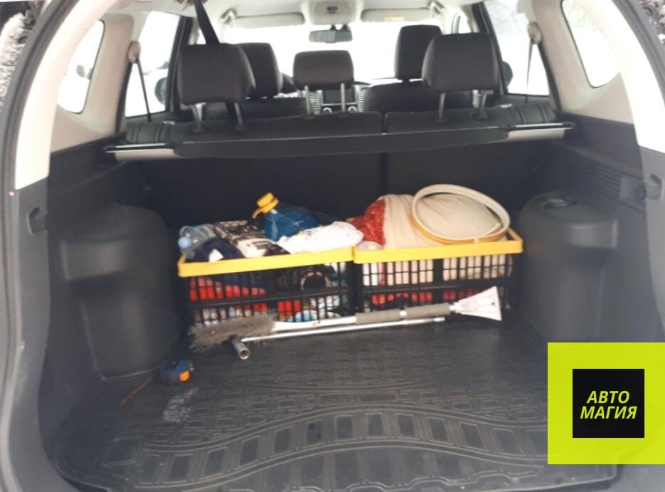 Багажник колоссальных размеров. Фото: дром