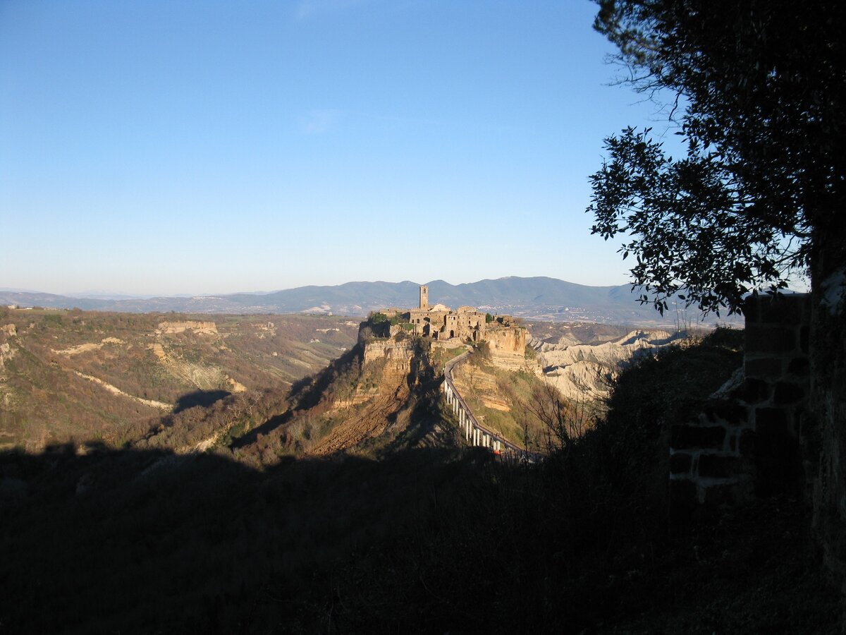 Первоначально расположение города было идеальным...