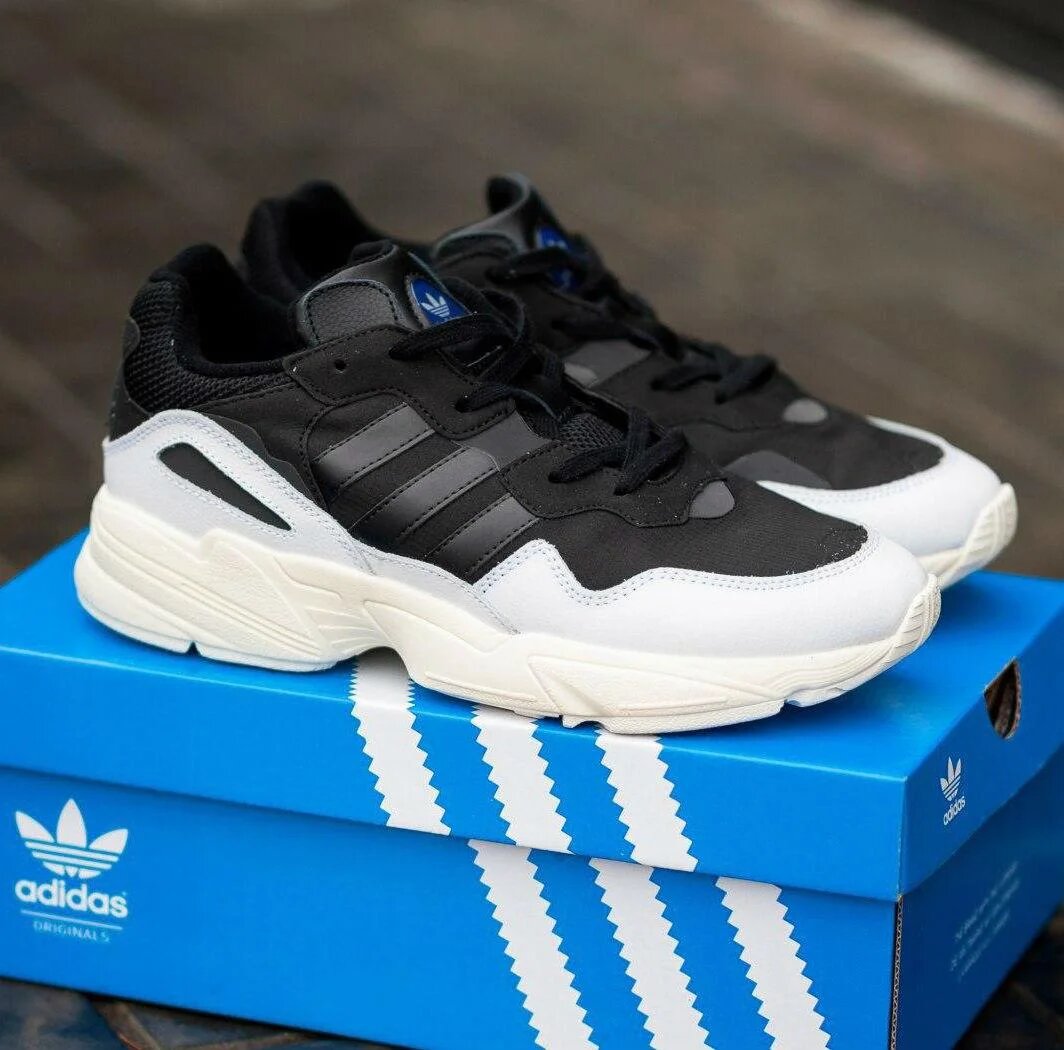 Adidas original yung-96