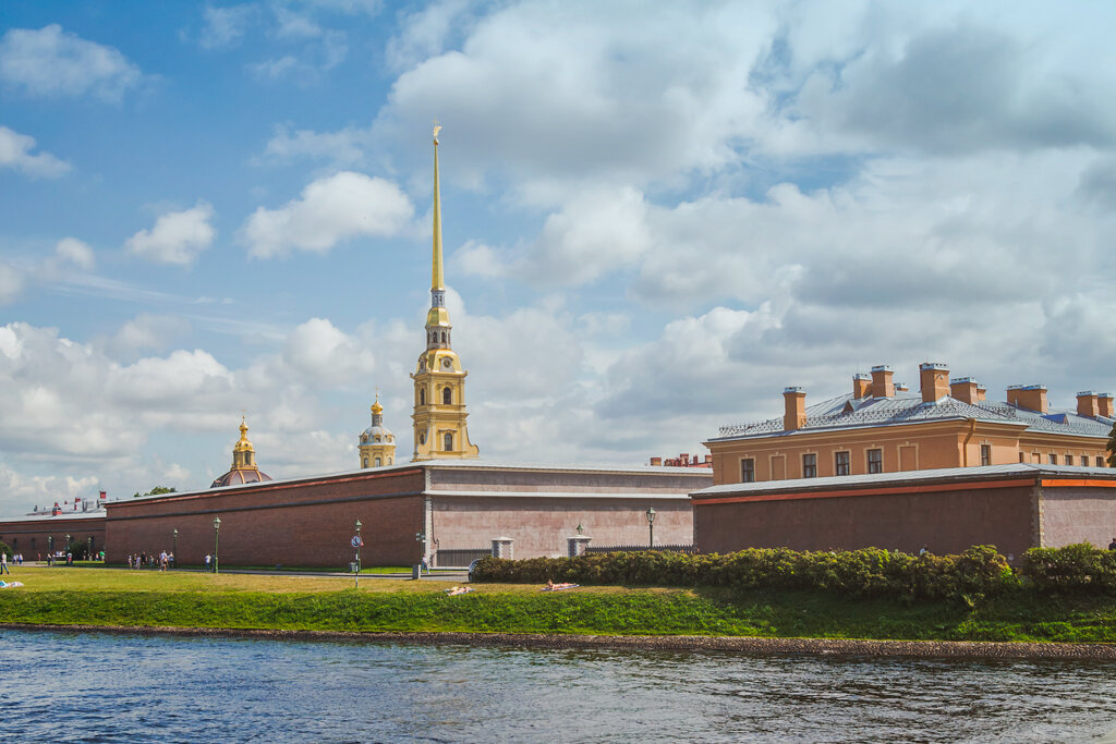 Легенды Петропавловского собора.