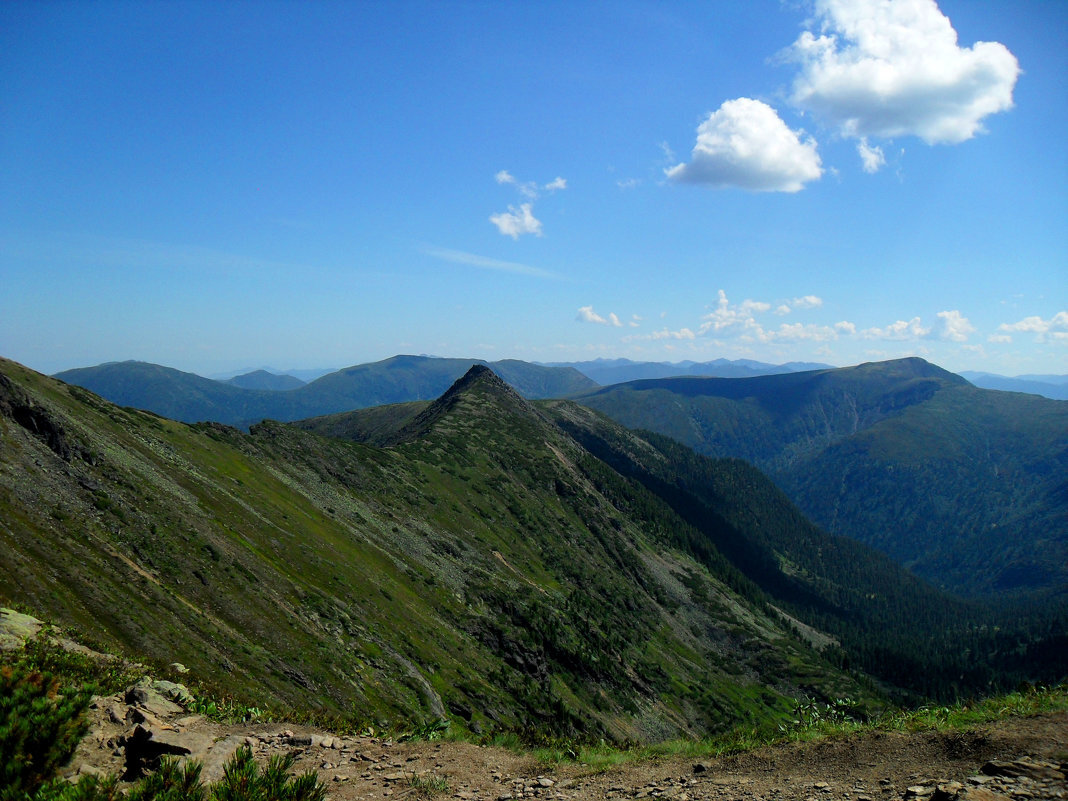 Вершины Хамар Дабана