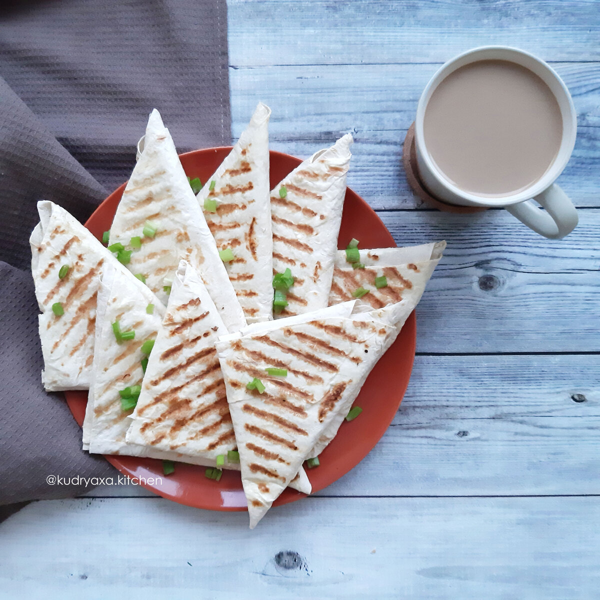 Рецепт из лаваша с сыром и творогом