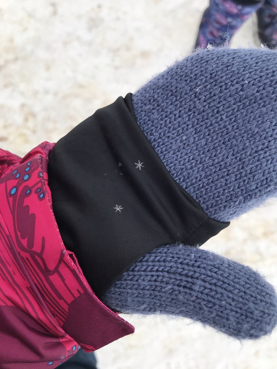 Фотографировали снежинки