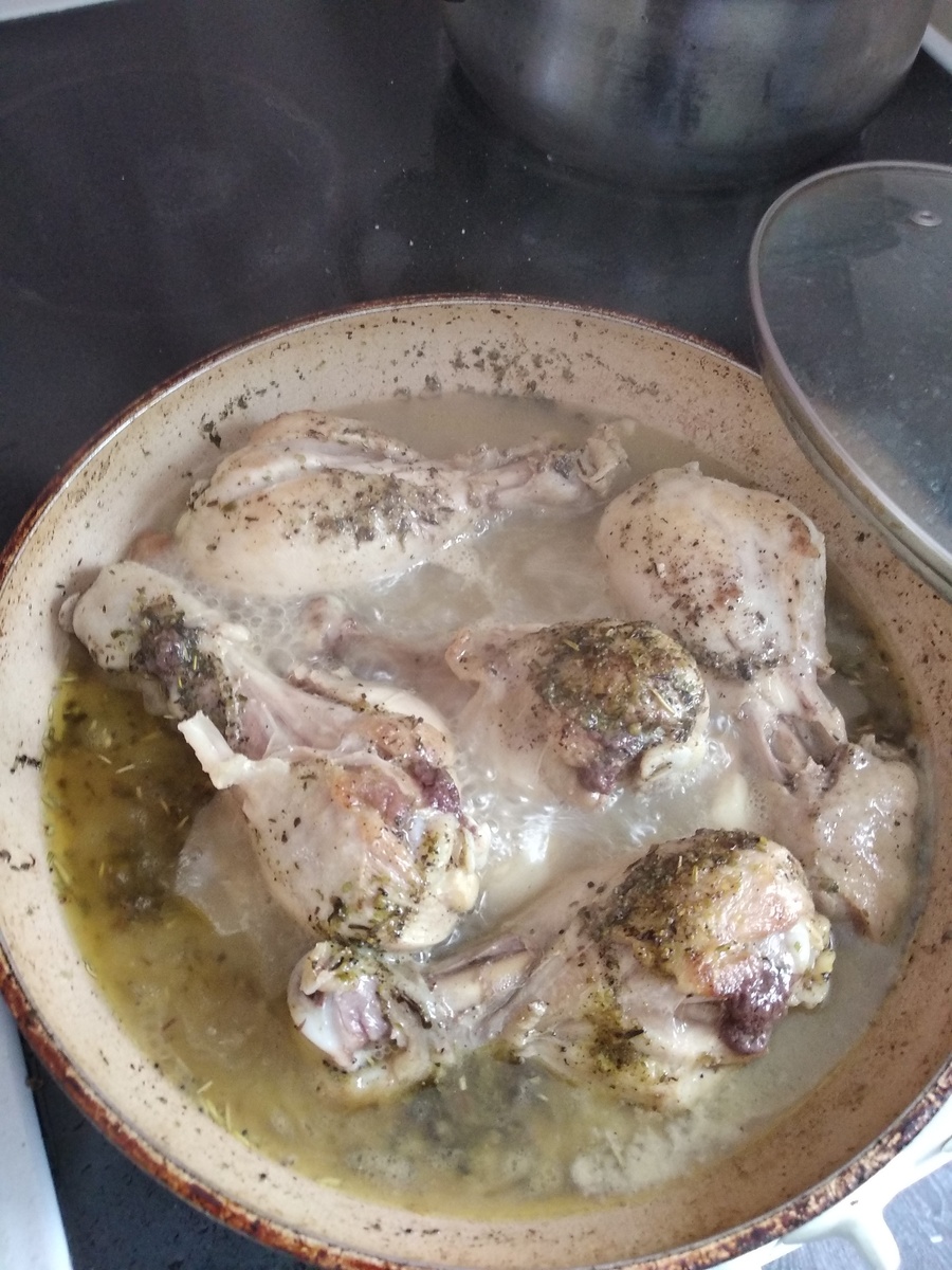 Пока тушится