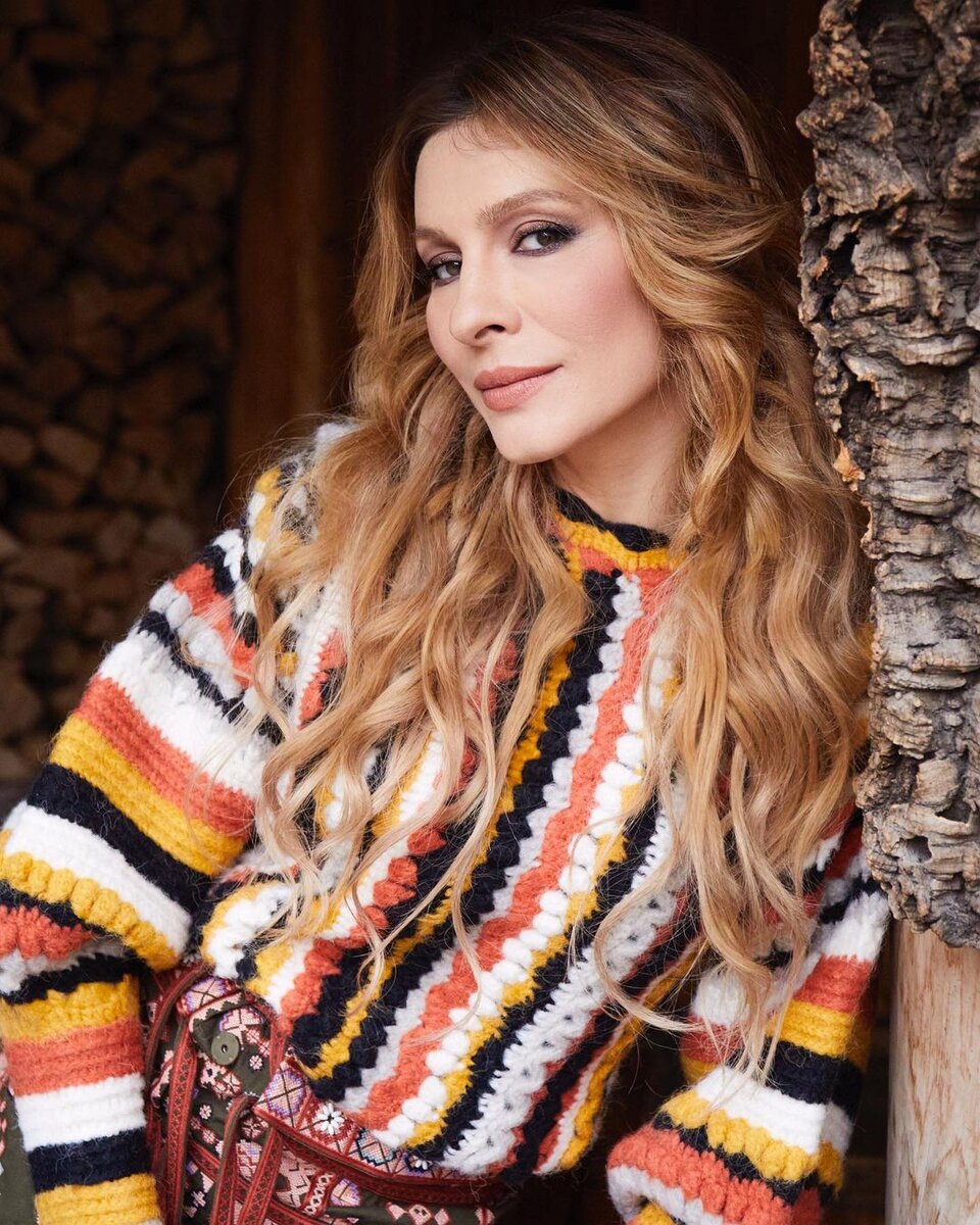 Елена Подкаминская.https://www.instagram.com/podkaminskaya_official/