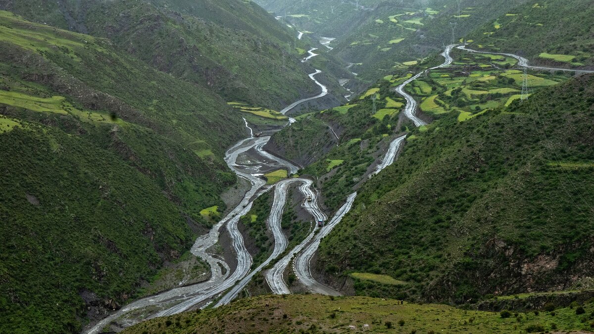 Высокогорный тибет. Ansel adams yosemite. Rain ravine. Мгла в долине. Rain ravine.