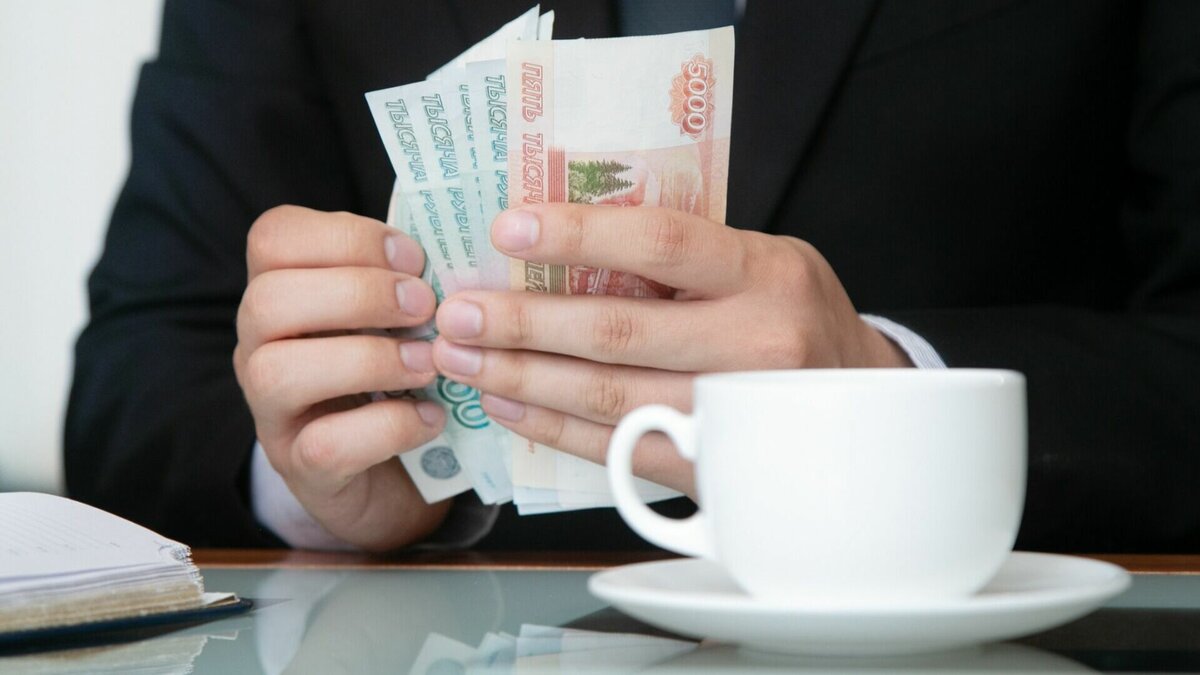     Следователями Советско-Гаванского района доказана причастность двух женщин к трем эпизодам вымогательства.