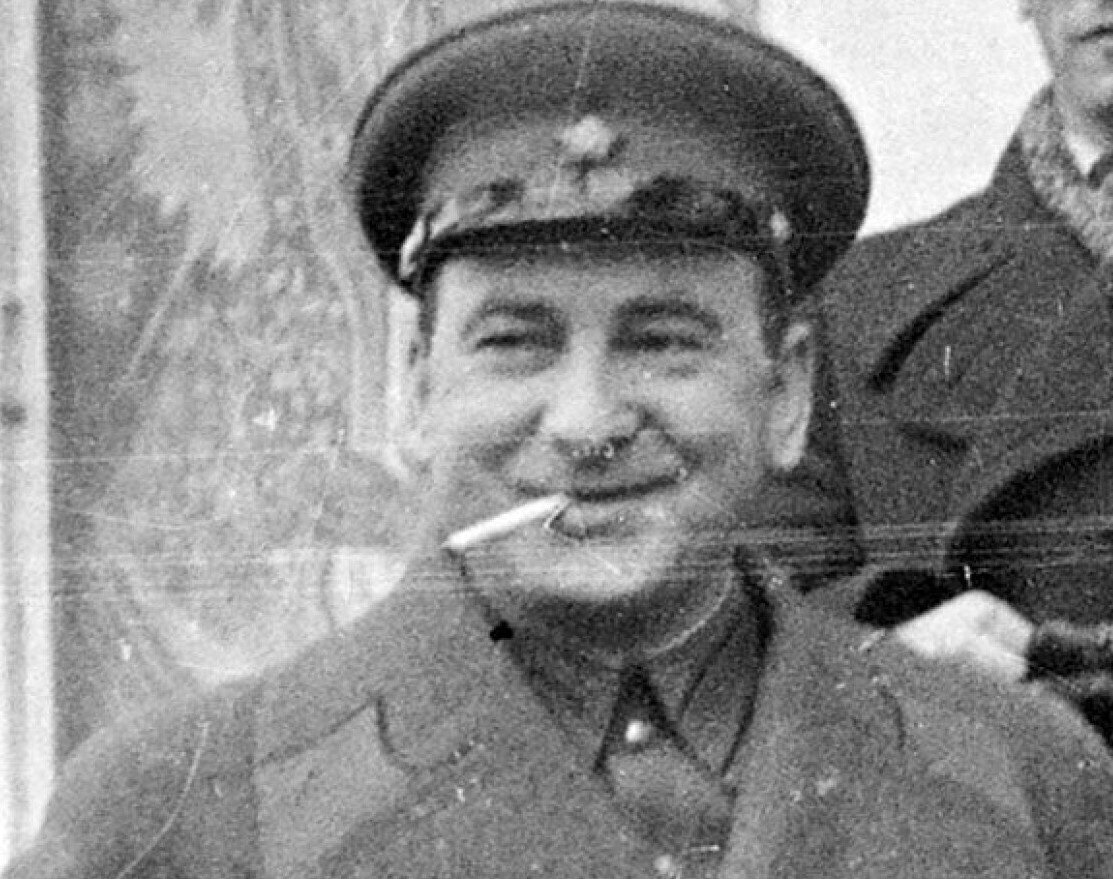 Пантелеймон Пономаренко родился 9 августа 1902 года в семье украинских крестьян, выходцев из Харьковской губернии, на хуторе Шелковском станицы Белореченской Майкопского отдела Кубанской области. Детство и юность молодого Пантелеймона была полна работы: в 12 лет юный Пантелеймон работал подмастерьем в швейной мастерской, а в 16 лет добровольно вступил в ряды Красной Армии. Красногвардеец П. Пономаренко участвовал в гражданской войне и оборонял Екатеринодар от белых. 
