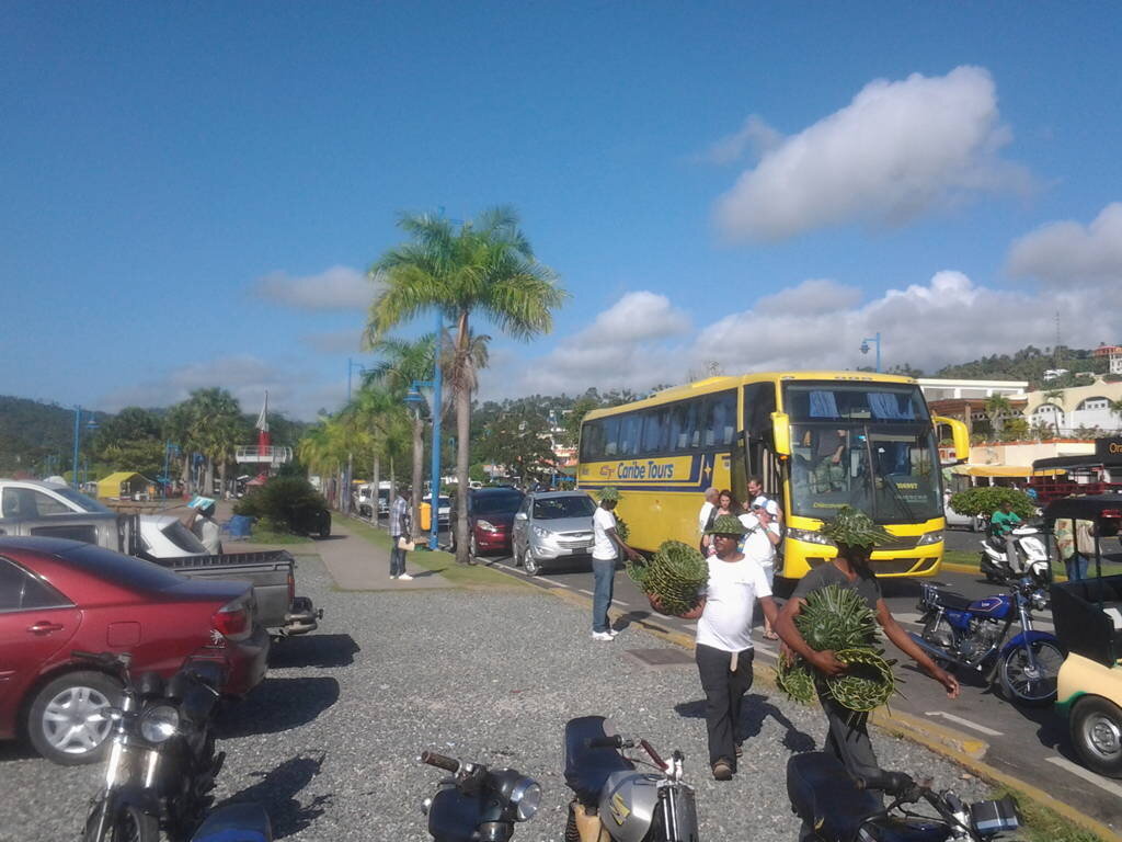 Город Санта-Барбара-де-Самана́