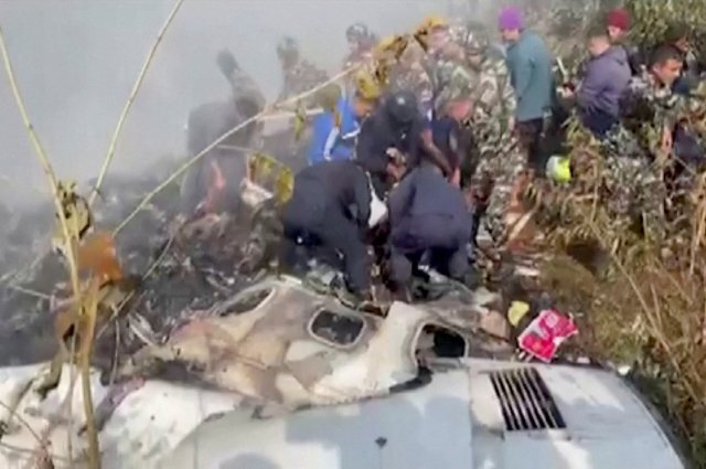    Что известно о крушении самолета в Непале?