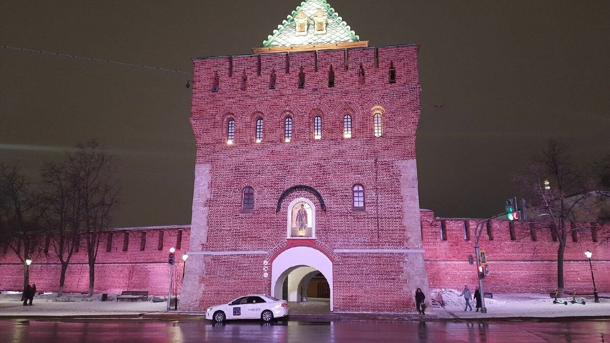     Центробанк опубликовал план выпуска памятных и инвестиционных монет. В 2023 году в России появится монета номиналом 10 рублей в честь Нижнего Новгорода. Всего таких монет отчеканят один млн штук.