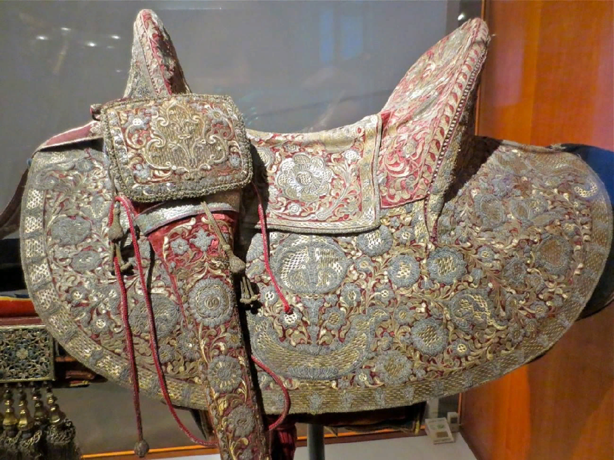 Верблюжье седло в Османской империи. Источник фото: Pinterest 