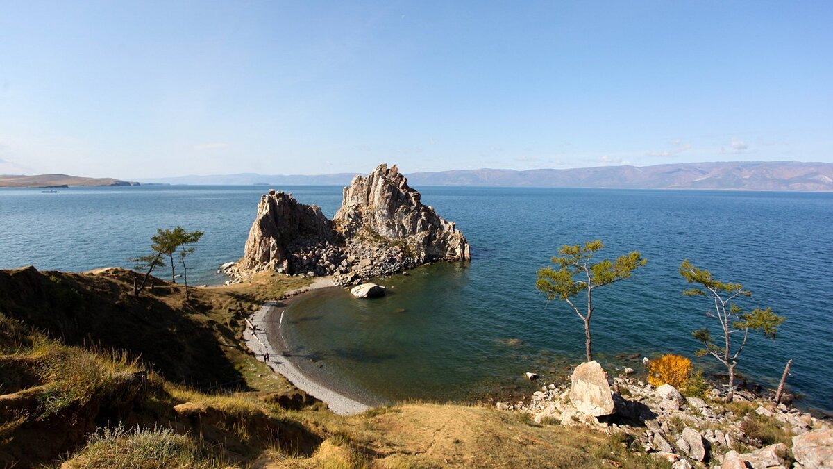    Остров Ольхон на озере Байкал© РИА Новости . Кирилл Шипицин