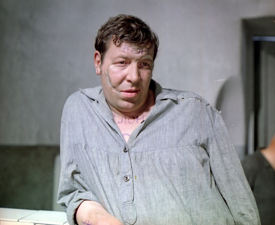 раднэр муратов 2004. актер хью джекман. хабенский молодой. том хэнкс в молодости. актер второстепенных ролей.