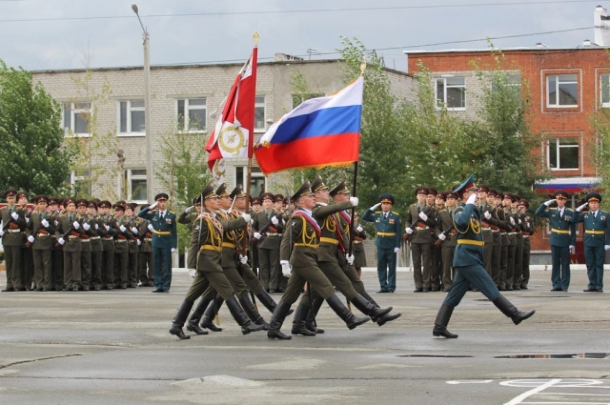    В военных вузах объявлен набор будущих росгвардейцев
