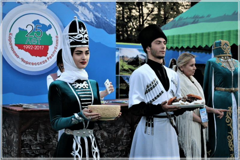 Карачаево балкарцы и Кабардино Черкесы