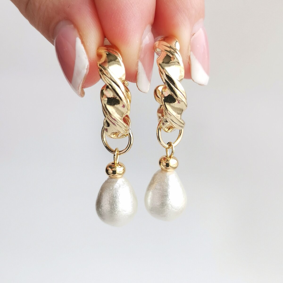 Серьги с жемчугом, дизайн LARA.FA jewelry 