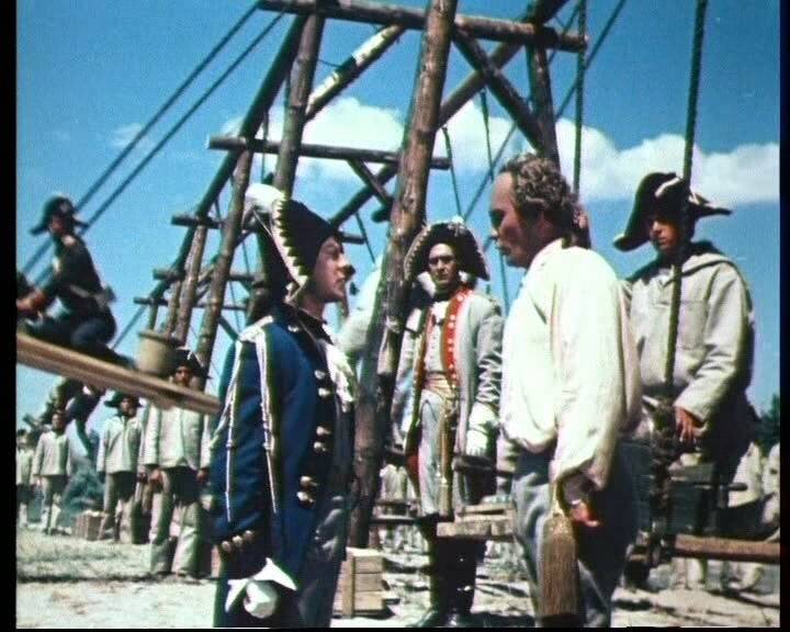 Кадр из фильма "Адмирал Ушаков". на заднем фоне те самые "качели". Источник фото: kinobank.org